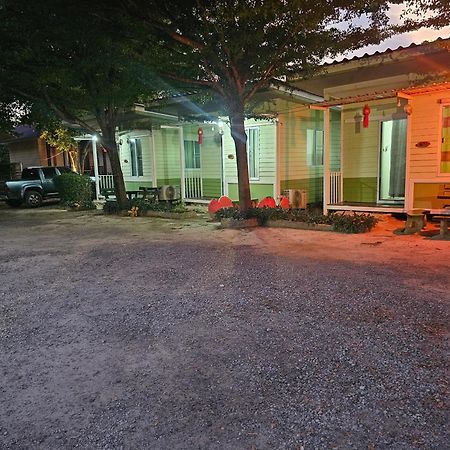 Bansuan Inthanon Resort Chom Thong Exterior photo