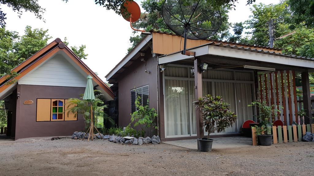 Bansuan Inthanon Resort Chom Thong Exterior photo