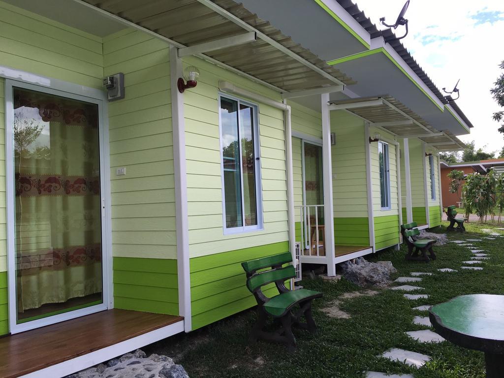 Bansuan Inthanon Resort Chom Thong Exterior photo