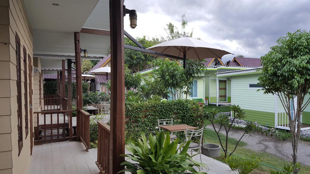 Bansuan Inthanon Resort Chom Thong Exterior photo