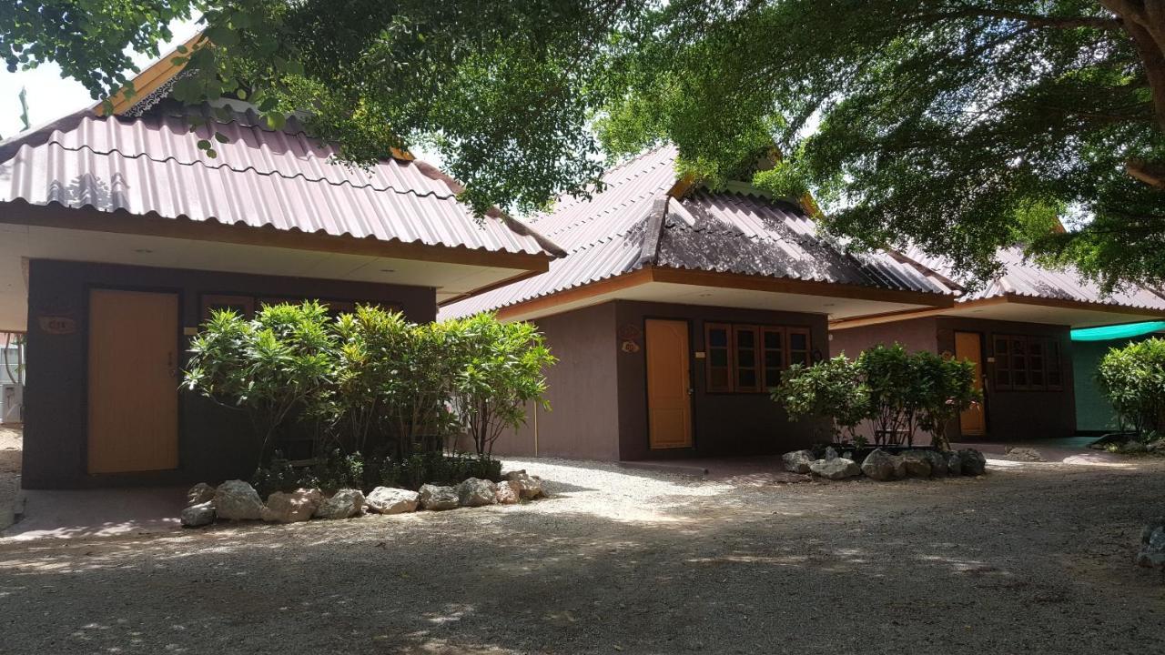 Bansuan Inthanon Resort Chom Thong Exterior photo