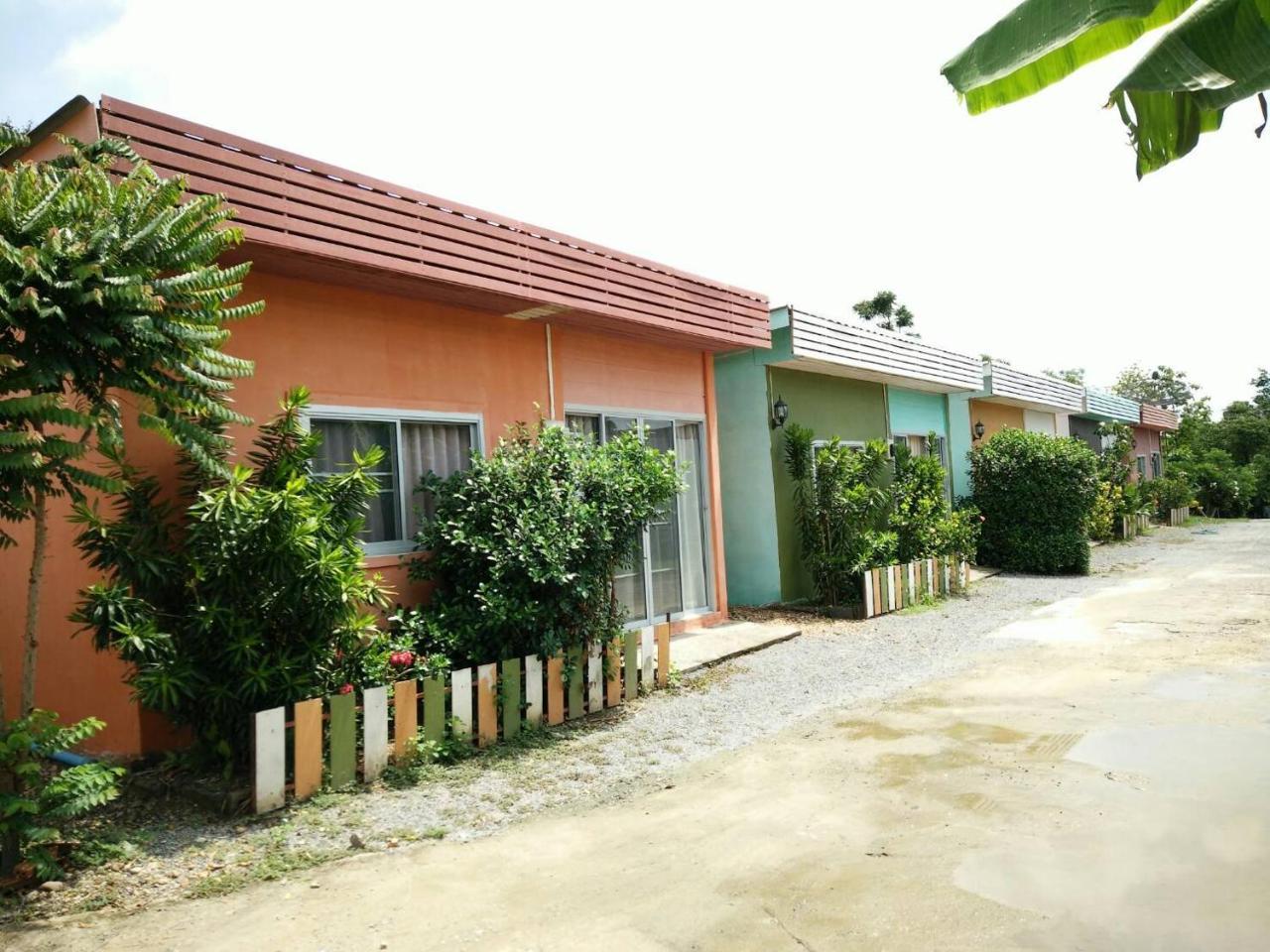 Bansuan Inthanon Resort Chom Thong Exterior photo